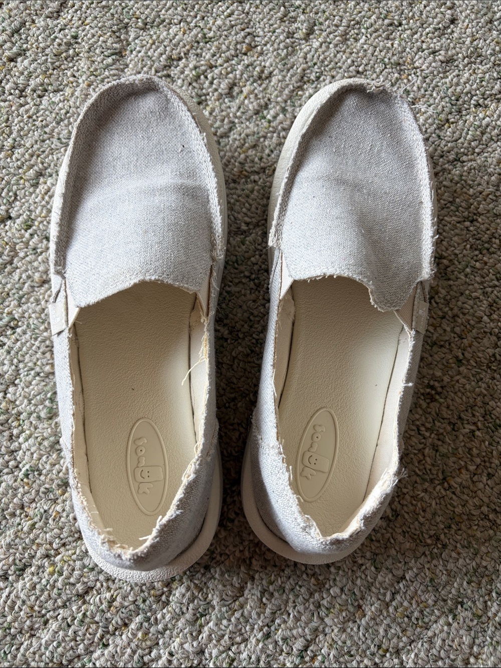 Sanuk light grey slip one. Super cushy. Worn once!